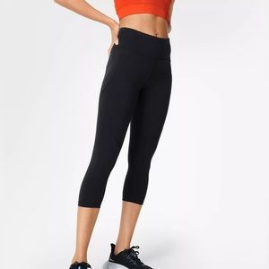 SWEATY BETTY Power Cropped Leggings Black Size XL - $108